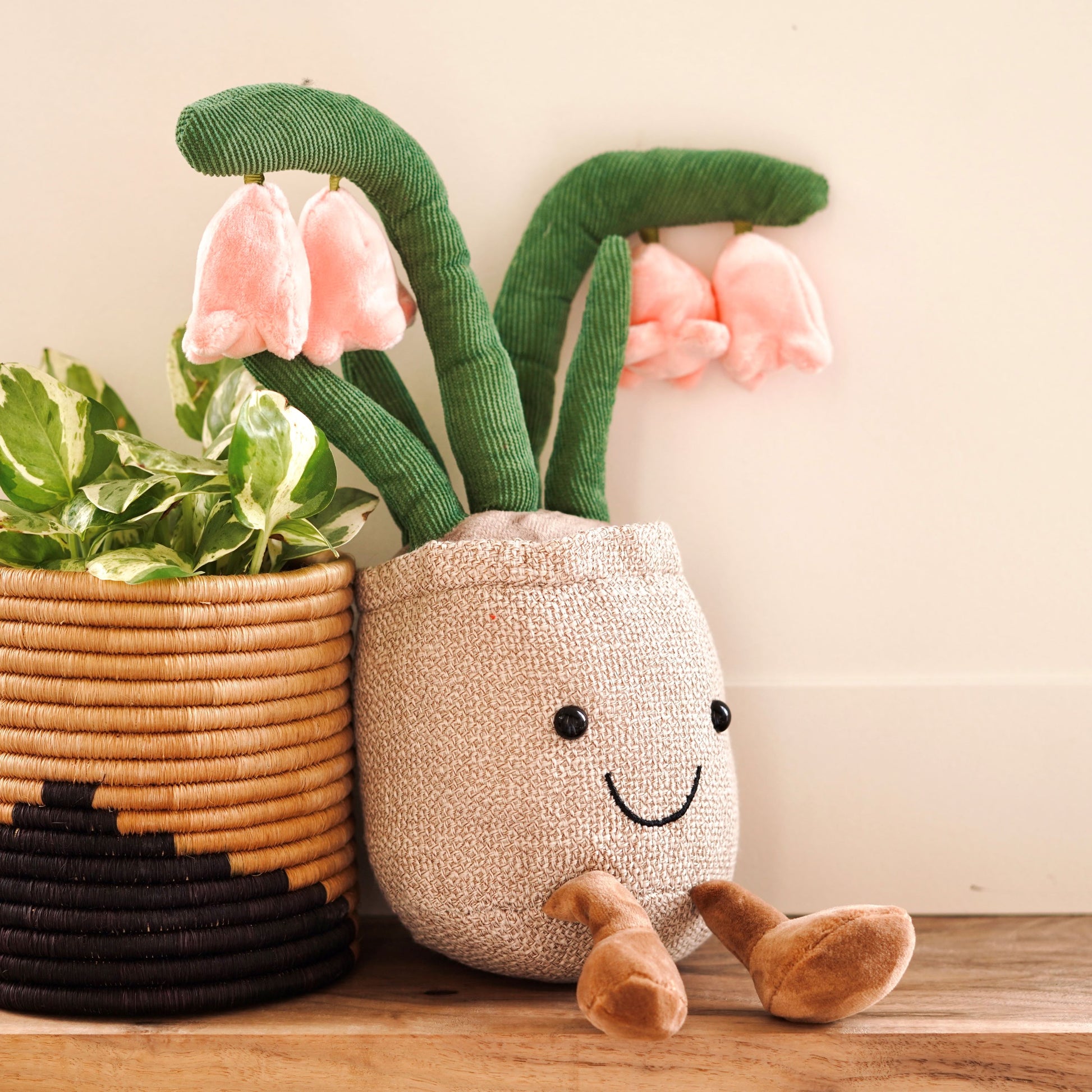 Bella Bloom - Plant Plushies