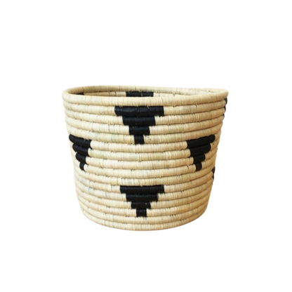 Handmade woven planter basket Mirango